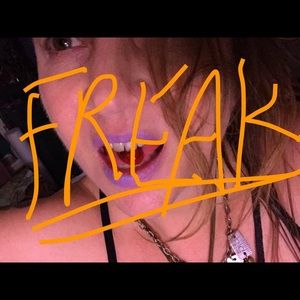 Meet your Posher, Troy